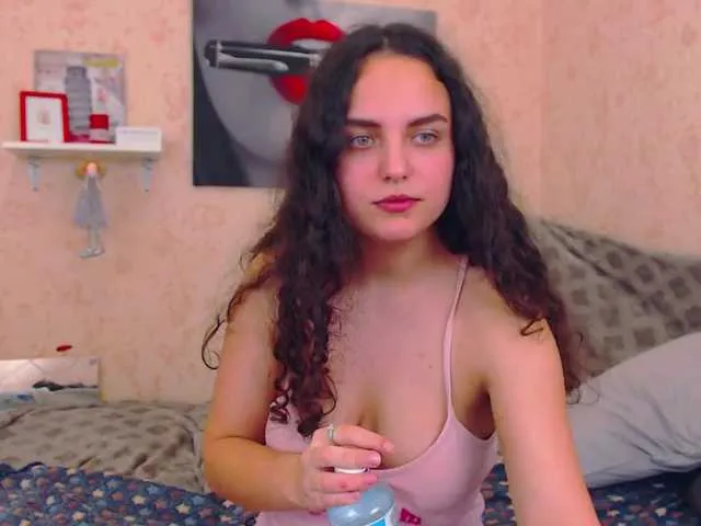 Live sex webcam photo for SweetBerryX #241207768