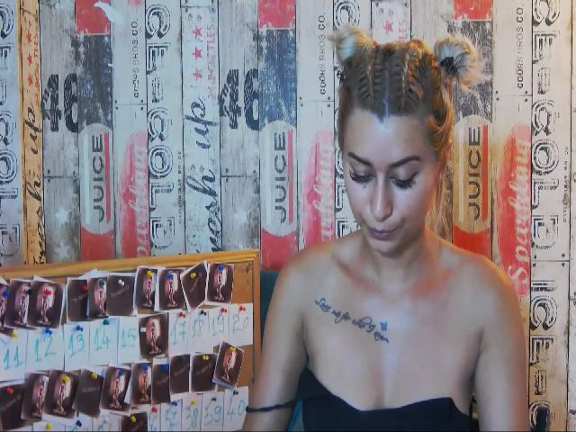 Live sex webcam photo for RubbyKalifha #263026730