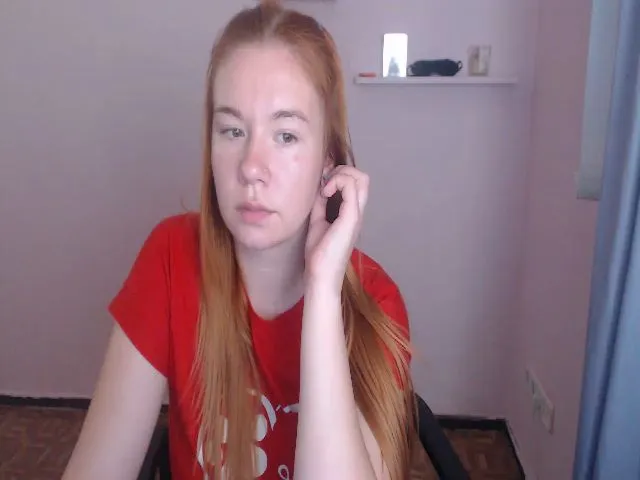 Live sex webcam photo for JiMiola #252569325