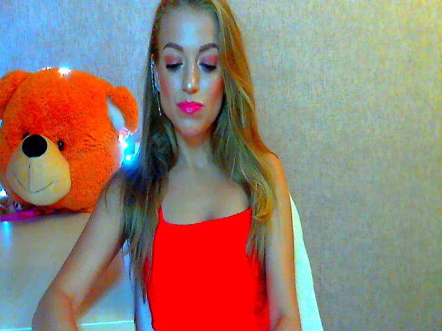Live sex webcam photo for Hollyda #263399980