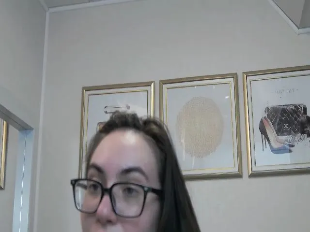 Live sex webcam photo for EvaFoxx_ #254867596