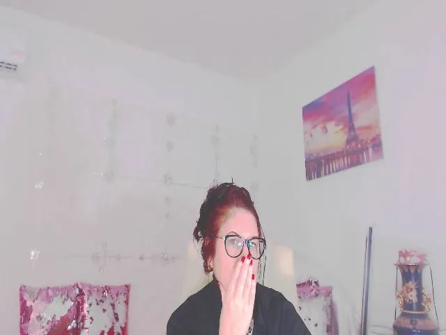 Live sex webcam photo for Deluxek #252854460