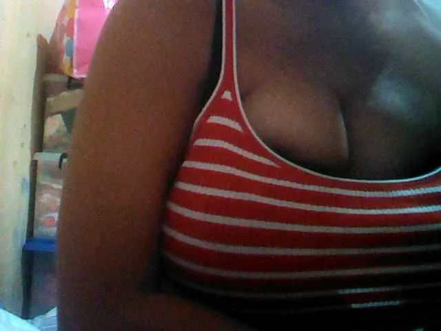 Live sex webcam photo for BarbieBigTits #241224025