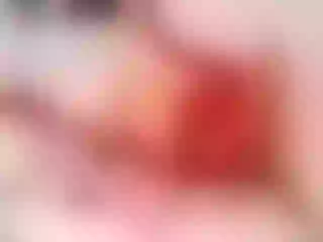 Live sex webcam photo for LouisaCreamy #255037646