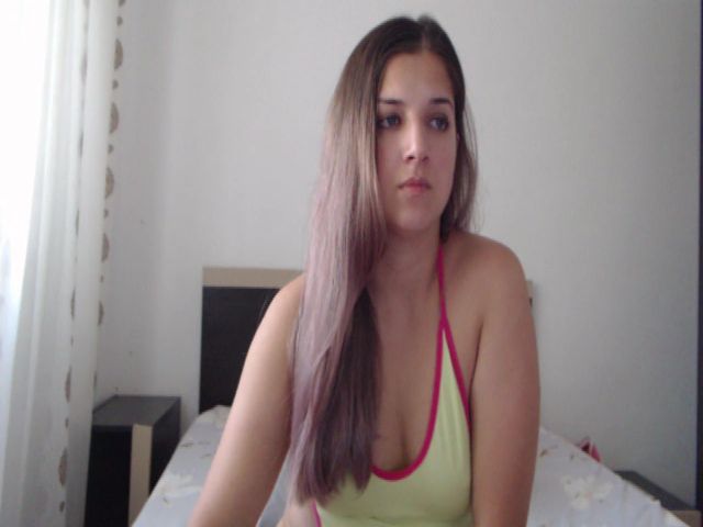 Live sex webcam photo for AylinBB #260645430