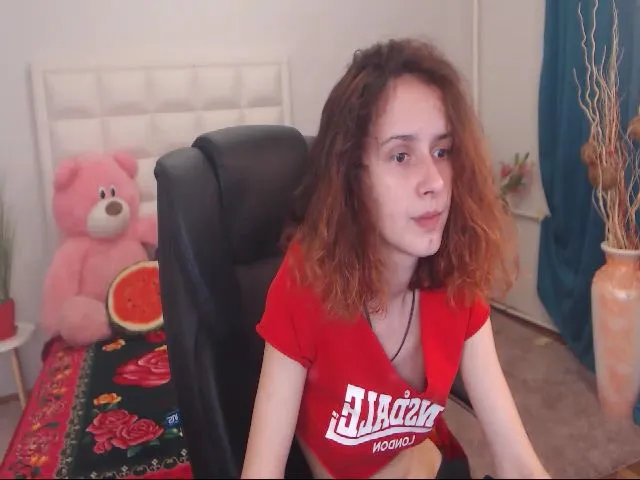 Live sex webcam photo for IrisNichols #264468427