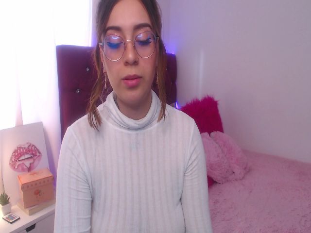 Live sex webcam photo for SamPuckett #252277095