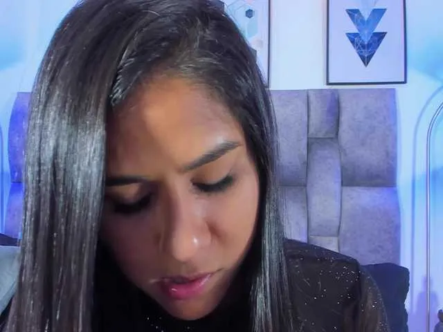 Live sex webcam photo for Malliajikz #241146692