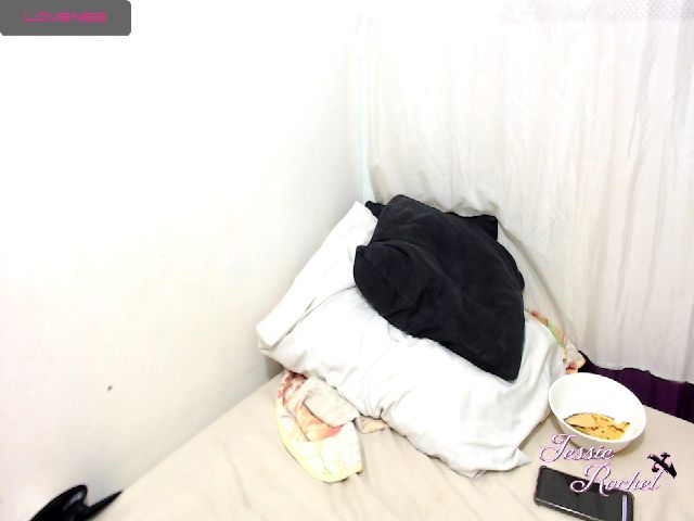 Live sex webcam photo for Jessierocketx #258857847