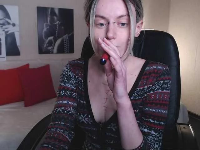 Live sex webcam photo for ShiroganeFun #241085412