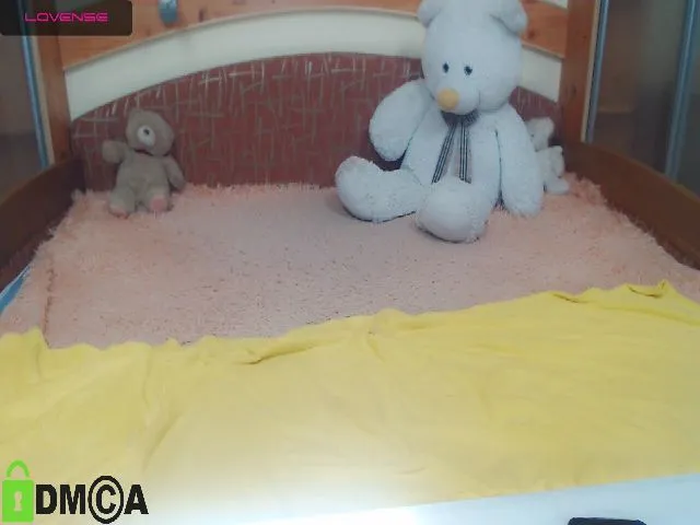 Live sex webcam photo for VitaCraft_ #253372897