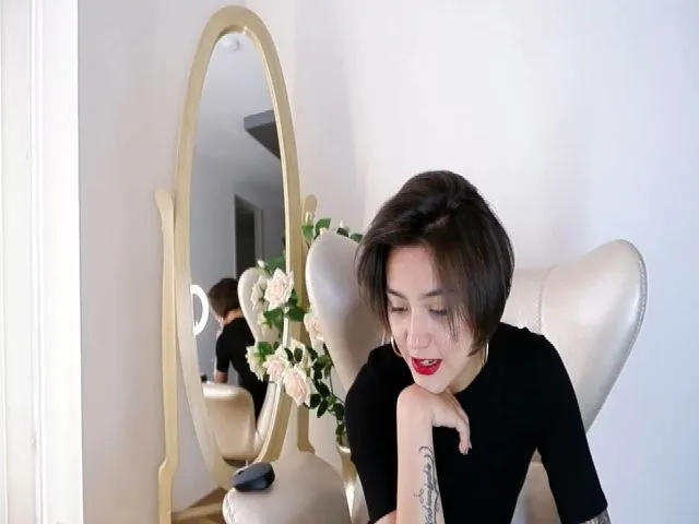 Live sex webcam photo for Anne_boleyn_ #264503921