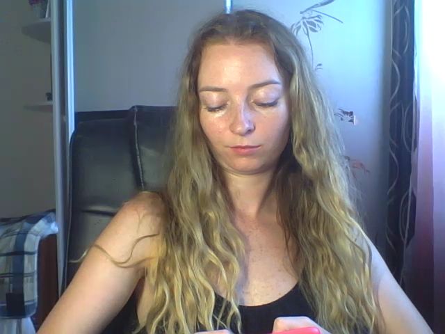 Live sex webcam photo for Milana_Candy #255299028