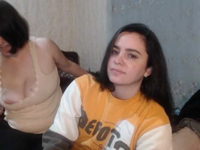 Live sex webcam photo for Katernia48 #241101911