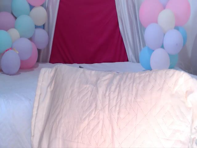 Live sex webcam photo for TrissaBenson #252835446