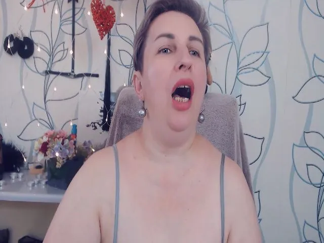 Live sex webcam photo for DepravedMadam #258599989