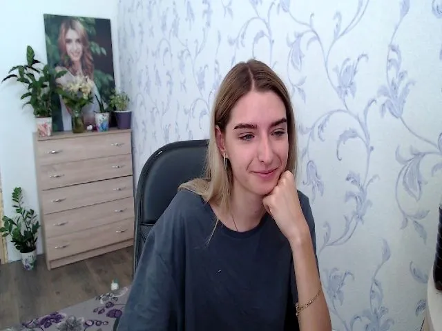 Live sex webcam photo for Springibabby #252390093