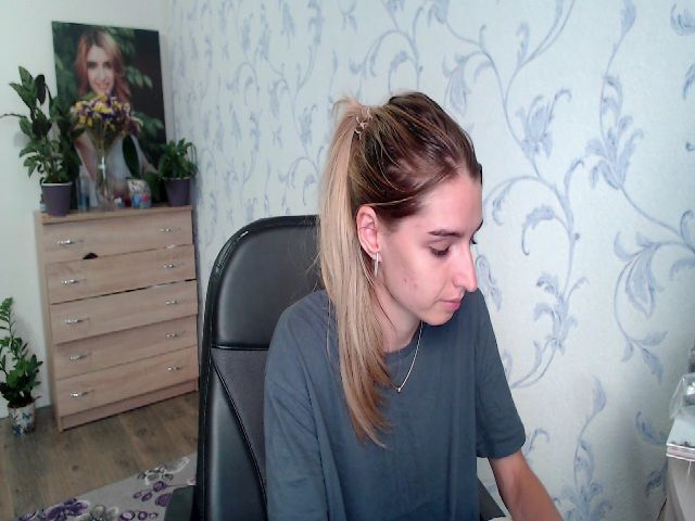 Live sex webcam photo for Springibabby #260787136