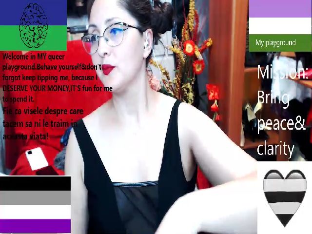 Live sex webcam photo for ImperatrizaS #264000114