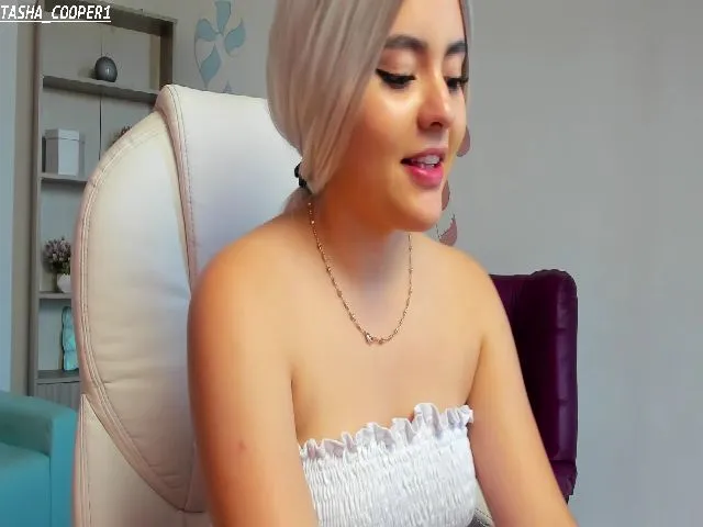 Live sex webcam photo for Tasha_cooper1 #260660855