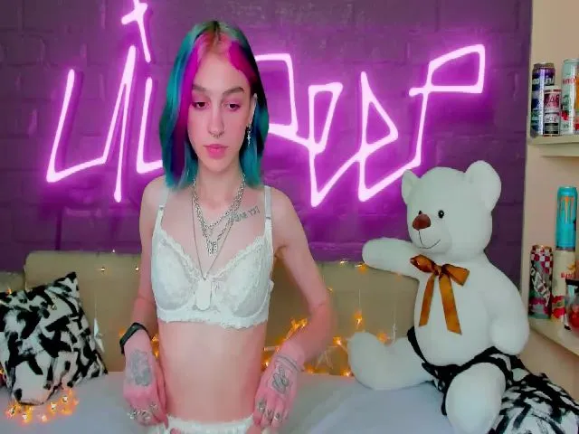 Live sex webcam photo for Virgin_Adara #253651278