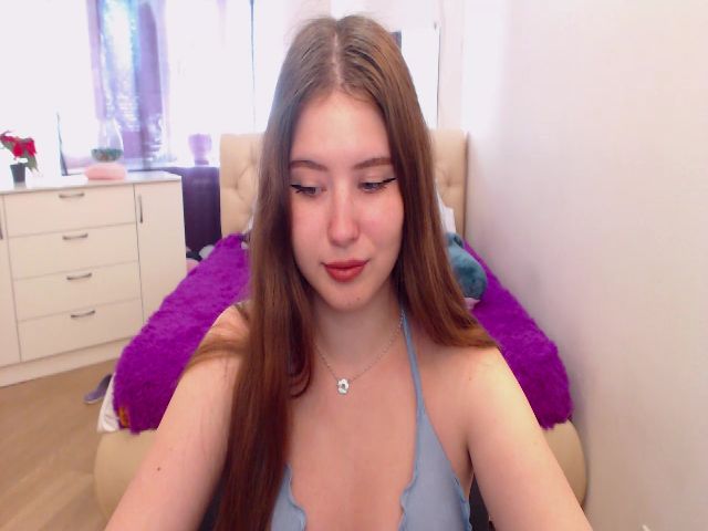 Live sex webcam photo for AdmireMyEyes #253790843