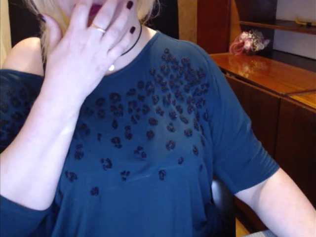 Live sex webcam photo for Alisa1917 #240948322