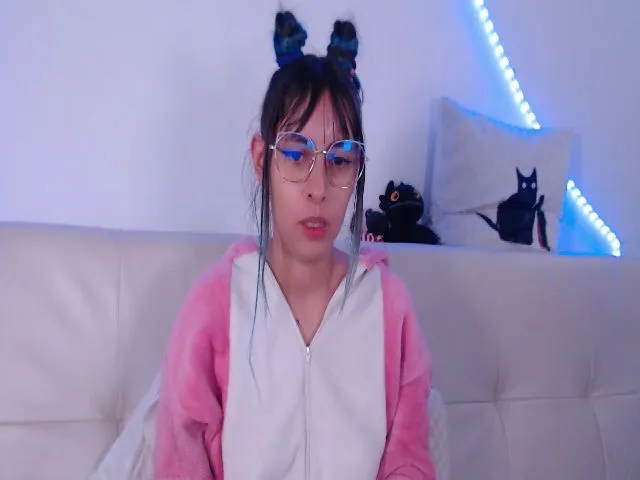 Live sex webcam photo for BlueCoraline #260101802