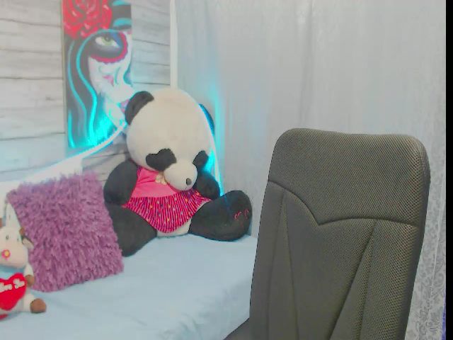 Live sex webcam photo for Lucy_park #261798692