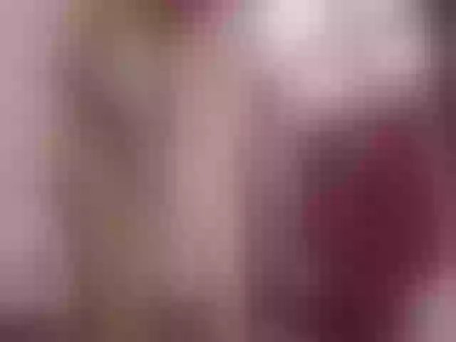 Live sex webcam photo for RubyStar0 #257784007