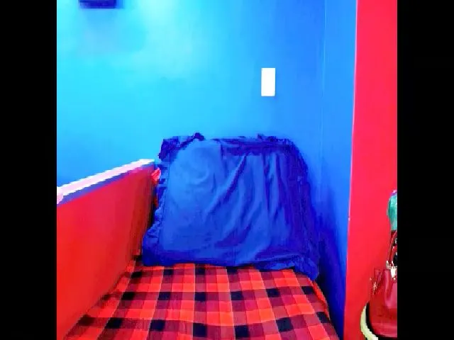 Live sex webcam photo for Indianburfees #257415051