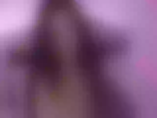 Live sex webcam photo for MeganMaxine #255022312