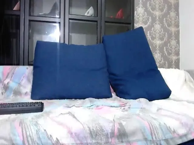Live sex webcam photo for GlamyWife #253975194