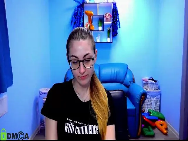 Live sex webcam photo for Tifany_Flin #252811605