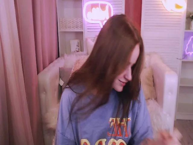 Live sex webcam photo for LynneDawson #255782586