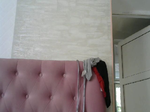 Live sex webcam photo for Jessica1717 #253019026