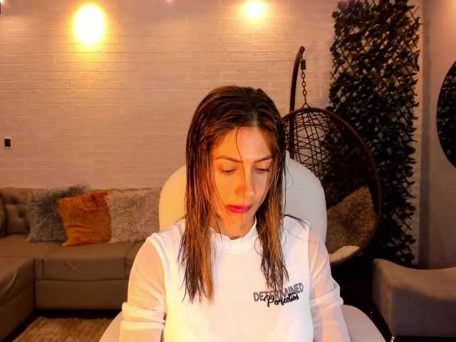 Live sex webcam photo for CassieKleinX #241064403