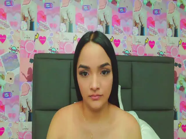 Live sex webcam photo for mia211_ #257822109