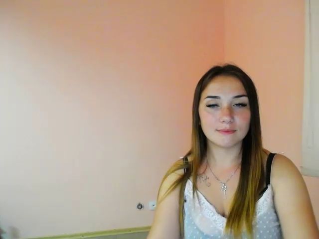 Live sex webcam photo for Candy4Love_ #261697720