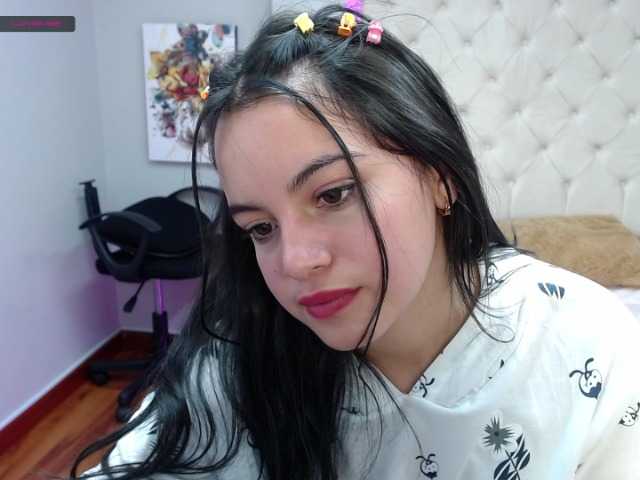 Live sex webcam photo for pretty-love #241360038