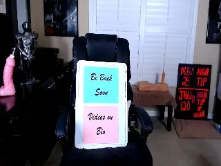 Live sex webcam photo for SummerKnightz #251729469