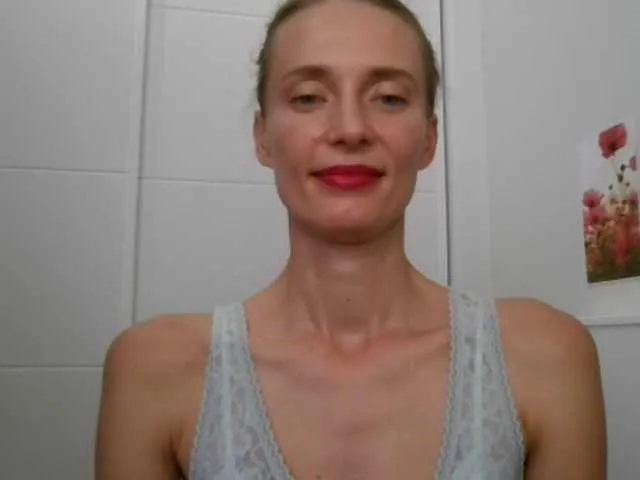 Live sex webcam photo for CelesteKissab #259250429