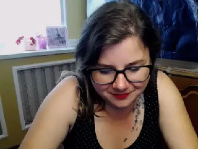Live sex webcam photo for MonLais #264882248