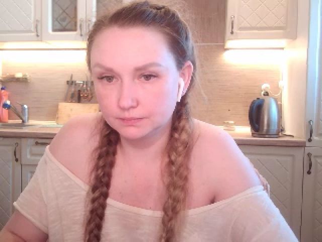 Live sex webcam photo for JaneGrey111 #252394939