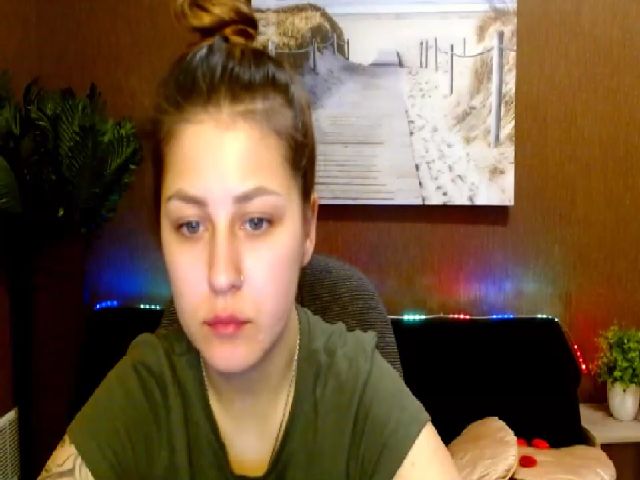 Live sex webcam photo for MsDream_ #254176027