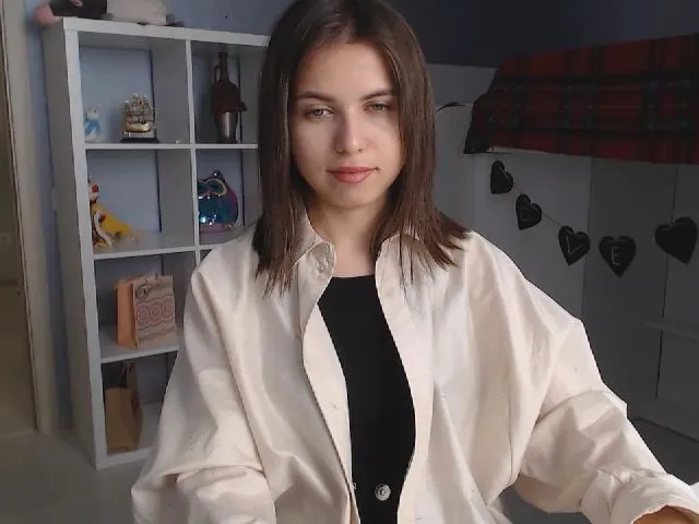 Live sex webcam photo for YourrAngell #256174127