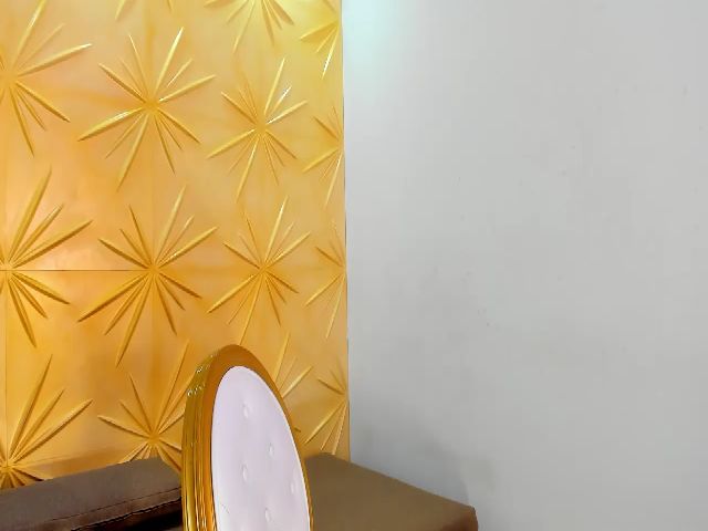 Live sex webcam photo for Tamy_Roman #255486764