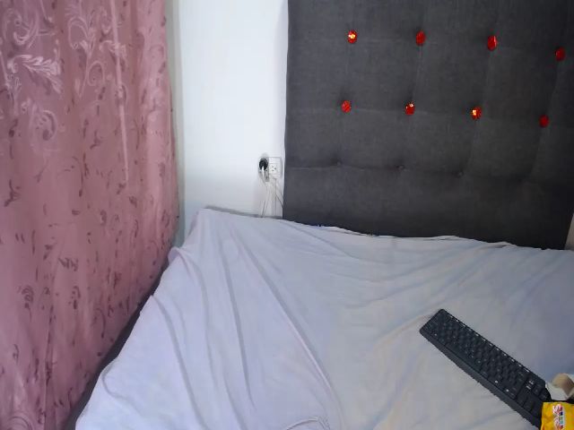 Live sex webcam photo for Tamy07 #254828849