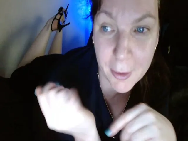 Live sex webcam photo for eva_sirenity #253779988