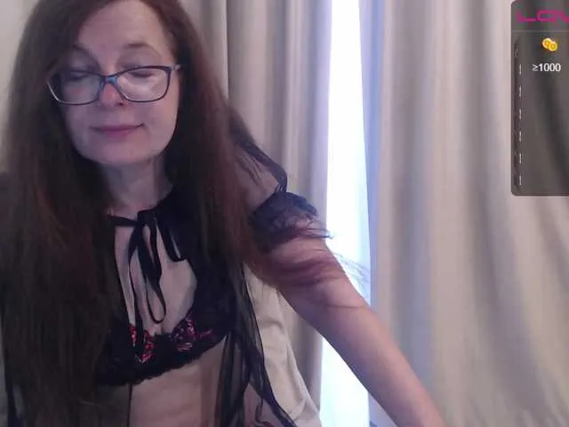 Live sex webcam photo for HelenBerg #245258991